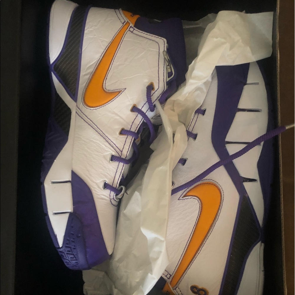Adidas kobe 1 basketball shoes
